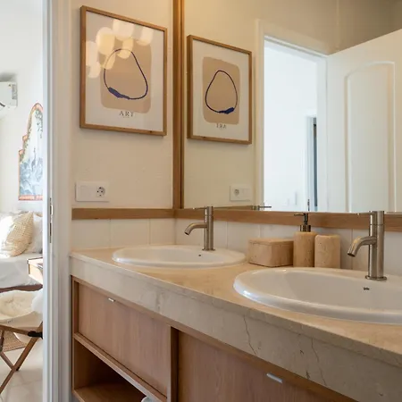 Mosaico Ocean View Boutique Apartment *