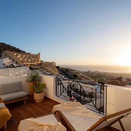 Mosaico Ocean View Boutique Apartment